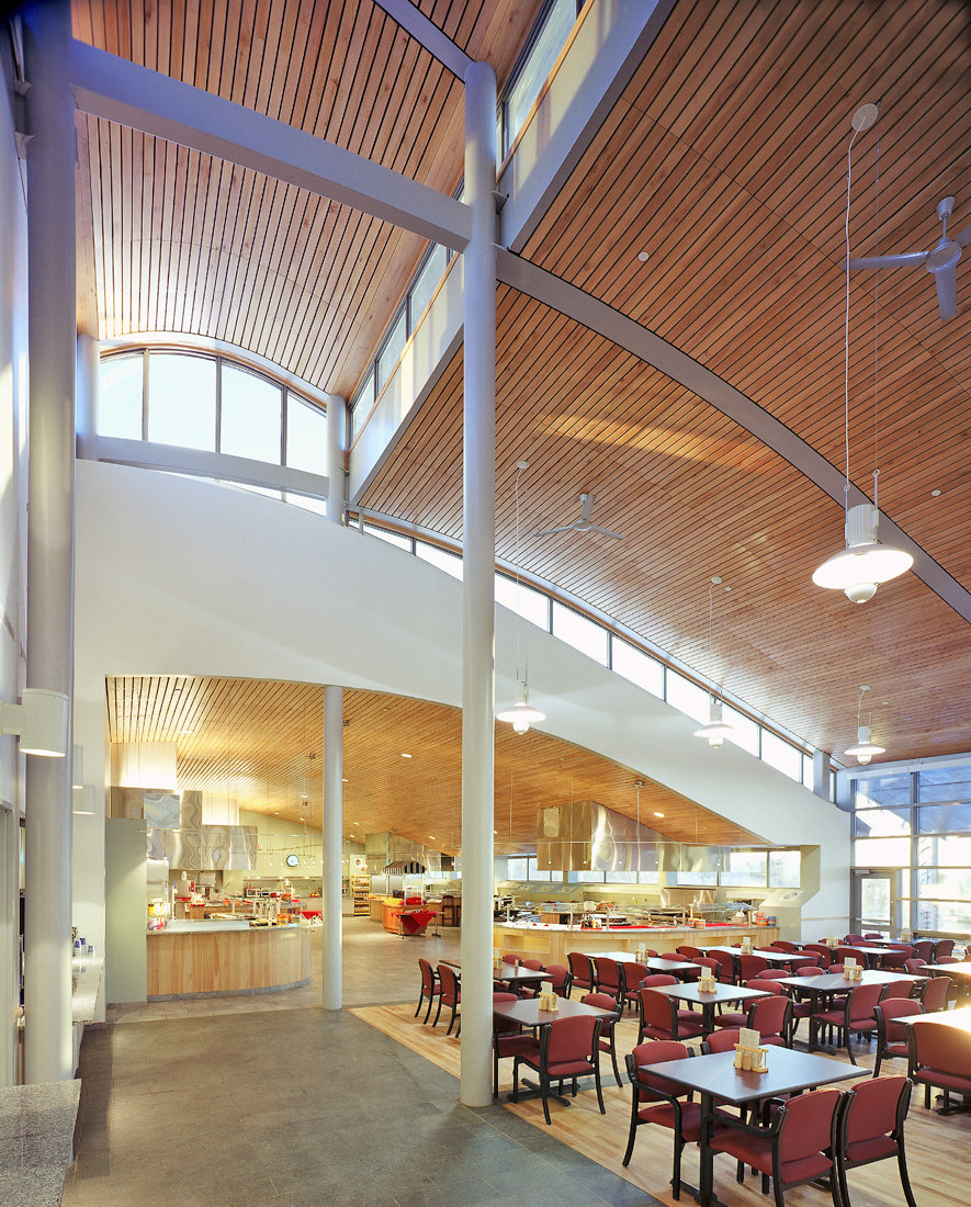 7 tskp middlebury college ross commons laforce hall interior detail dining hall seating area copy 1400 0x0x885x1100 q85