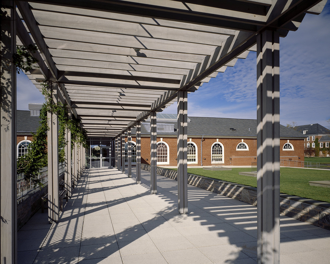 3 tskp pomfret school student union and athletic center exterior detail covered walkway 1400 0x0x1499x1200 q85