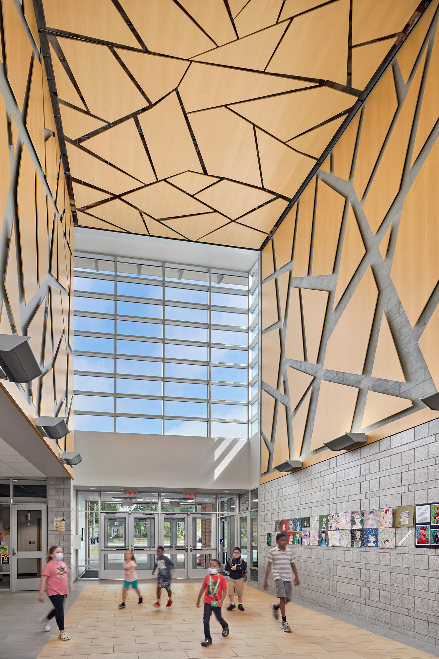 4 tskp manchester verplanck elementary school interior entrance atrium ceiling 1400 0x0x2052x3078 q85