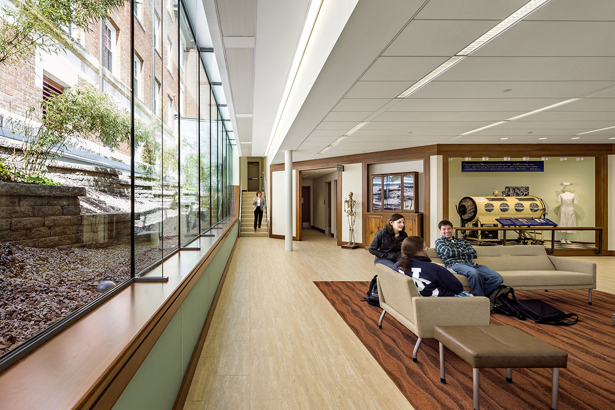 6 tskp university of connecticut widmer wing school of nursing interior detail opposite end of lounge area with wall of windows 1400 xxx q85