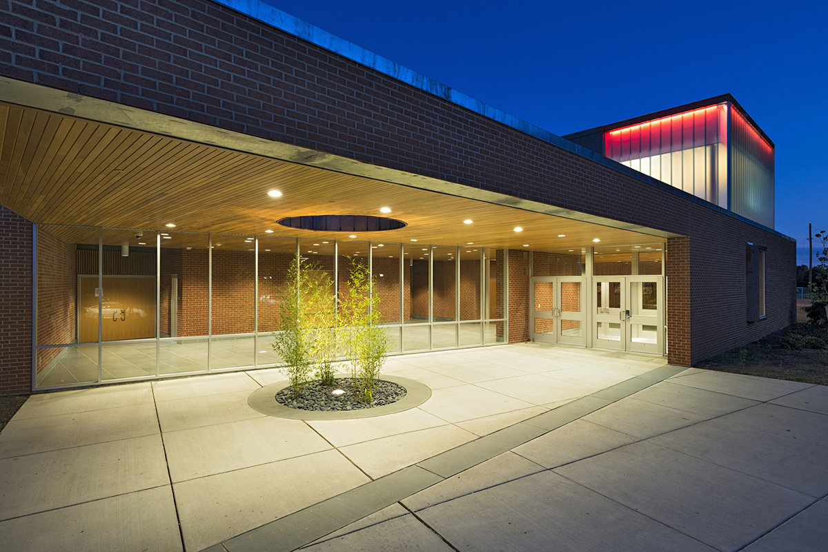 1 tskp fairfield fairfield woods middle school exterior detail night time shot of main entry with lighting 1400 xxx q85