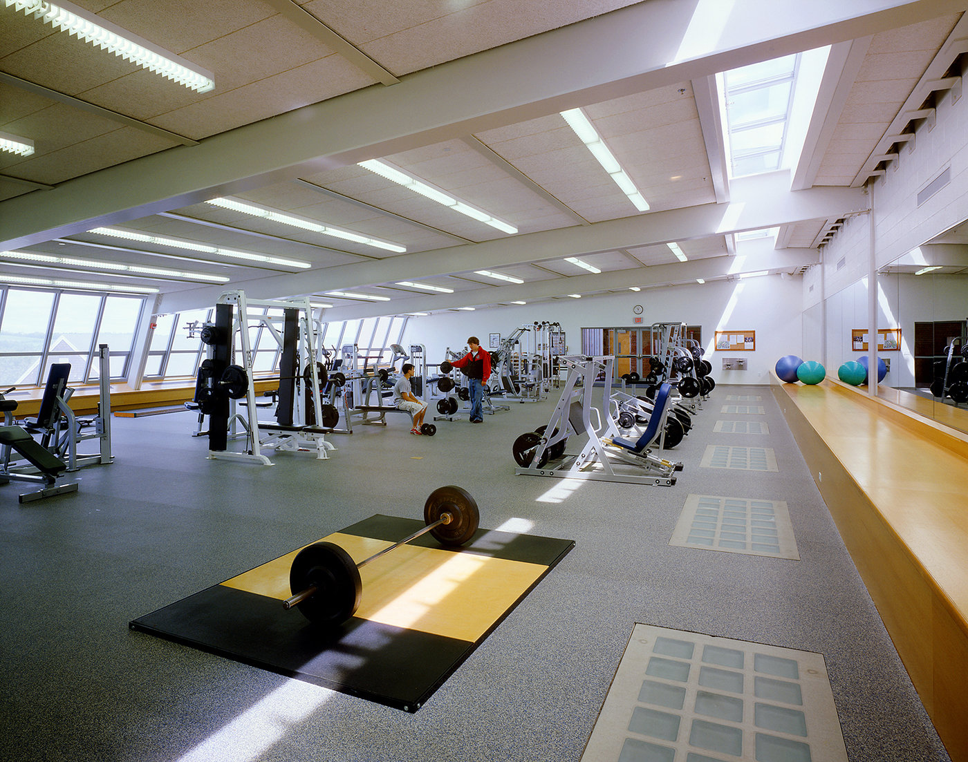 8 tskp pomfret school student union and athletic center interior detail exercise room 1400 xxx q85