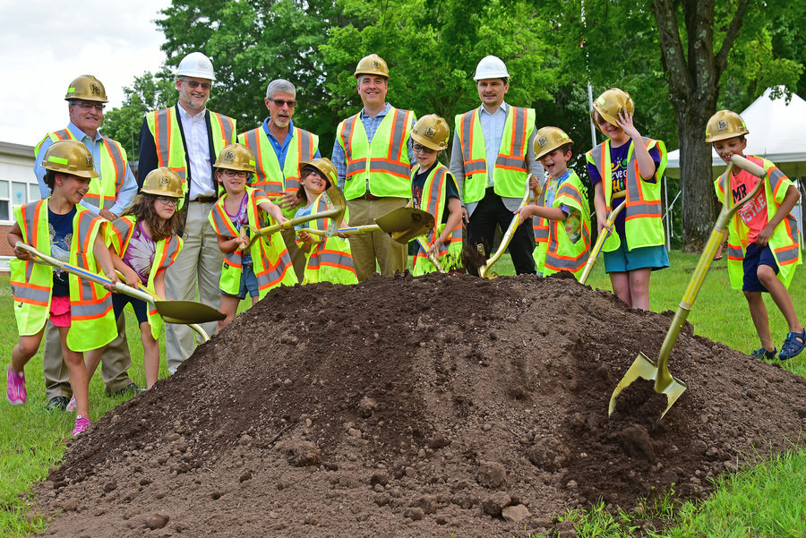 O g bowers elementary groundbreaking 6.13.22 12 smaller 900 0x0x2930x1955 q85