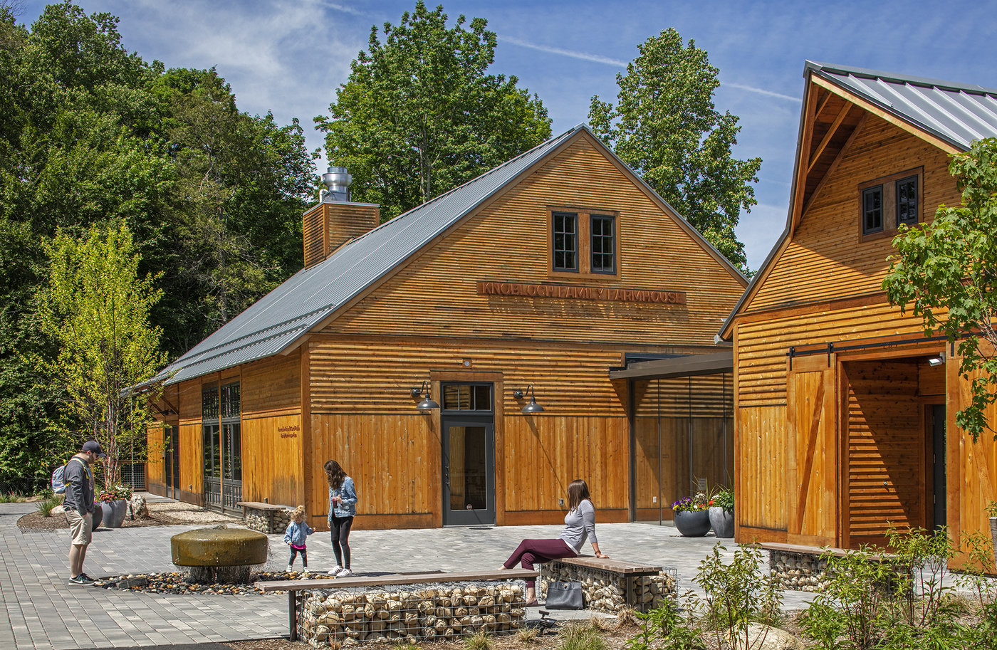 5 tskp stamford museum and nature centers farmhouse education center exterior daytime richard barnes 2c6a8599 1400 xxx q85