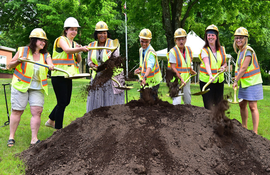 O g bowers elementary groundbreaking 6.13.22 11 900 0x0x2148x1397 q85