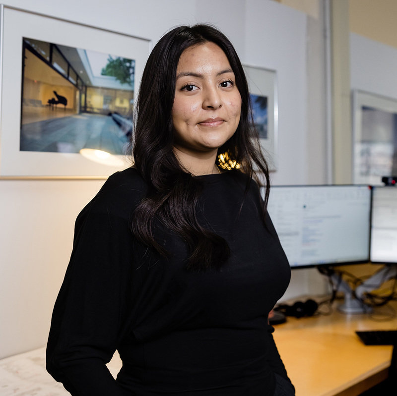 1r0a0869 optimized 800 393x5x1412x1410 q85