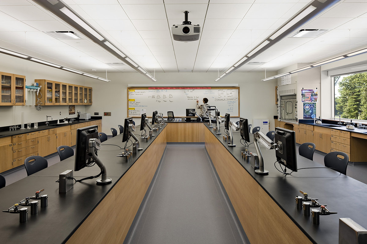 9 tskp manchester community college great path academy interior classroom science lab with equipment 1400 xxx q85